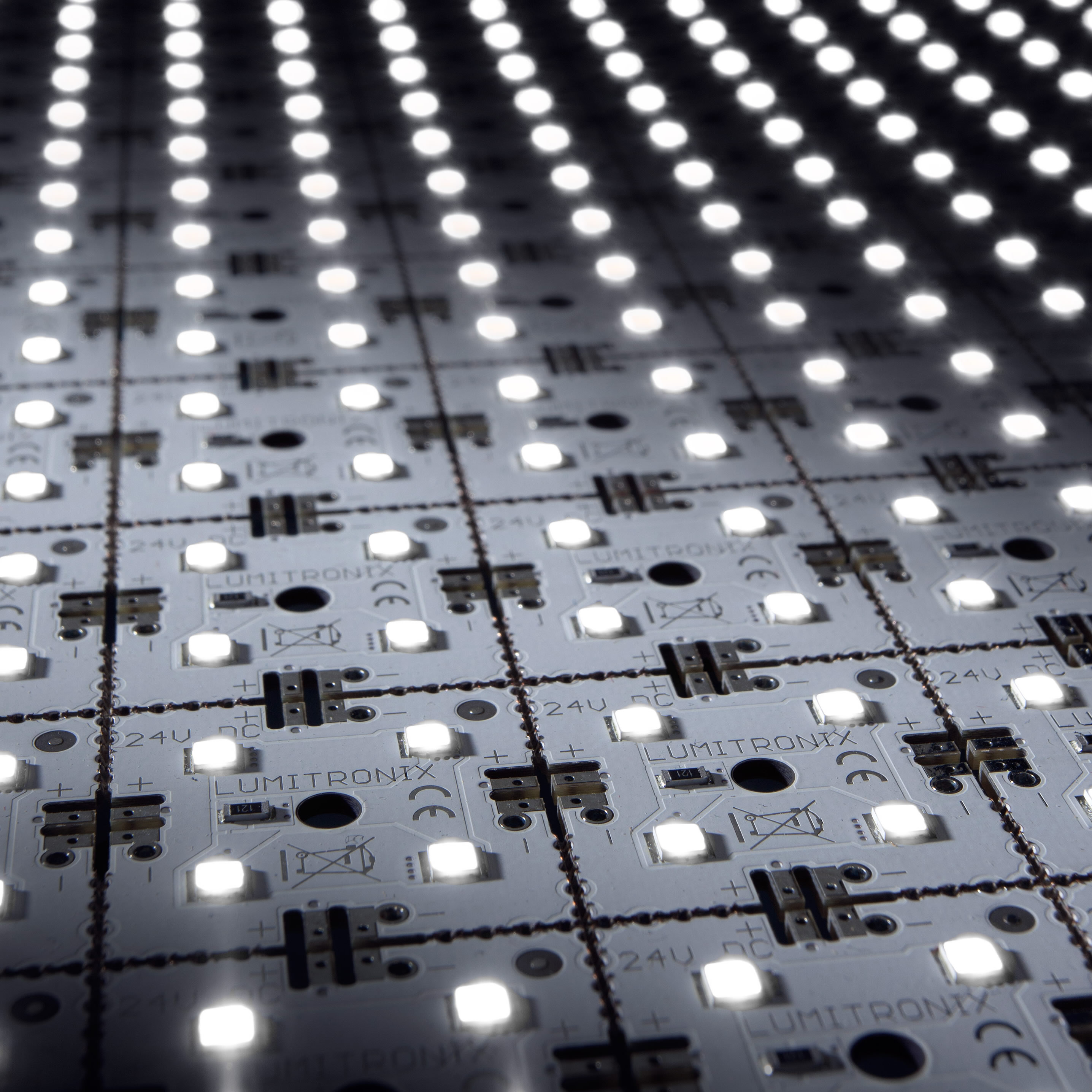 MatrixMini-1-4080 Nichia LED Module pure white 4000K 75lm 4 LEDs 24V 0.48W 1.18x1.18" (7700 lm/sqft)
